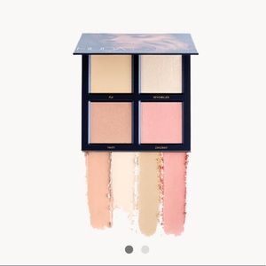 HUDA highlighter golden sands